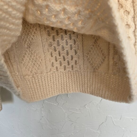 Vintage Lands End 100% Wool Chunky Cream Sweater - Picture 9 of 13